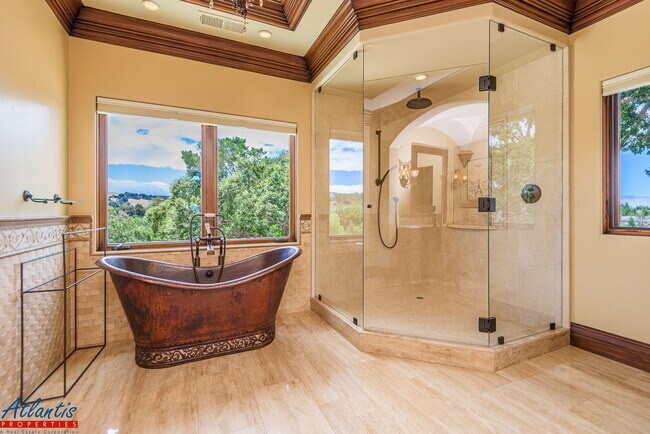 Building Photo - Executive Estate in the Heart of Silicon Valley