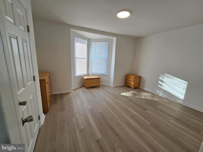 Building Photo - 1523 N 30th St