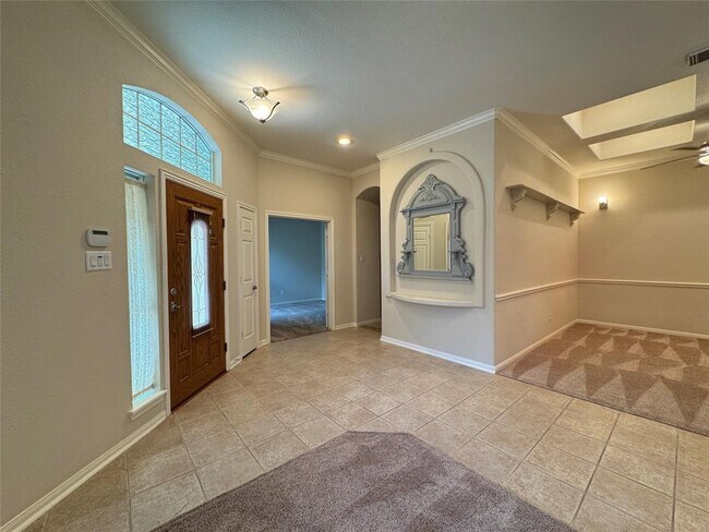 Building Photo - 5822 Pinellas Park Ct