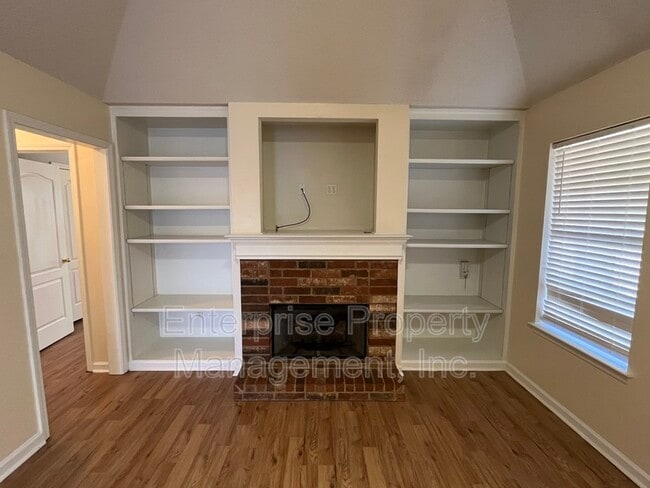 Building Photo - 1421 Radley Cove