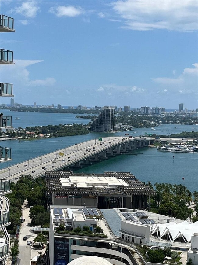 Building Photo - 1040 Biscayne Blvd