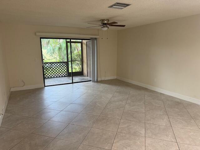 Building Photo - 1303 Lakeview Dr E