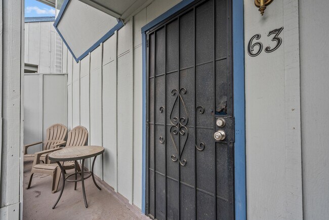 Building Photo - 9346 N Van Nuys Blvd W