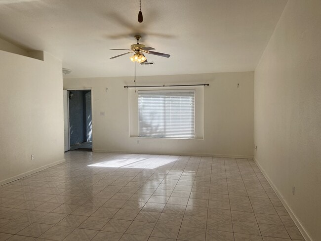 Building Photo - 6903 Creamery Ln