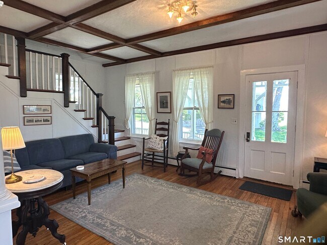 Building Photo - 18 Prospect Hill Rd