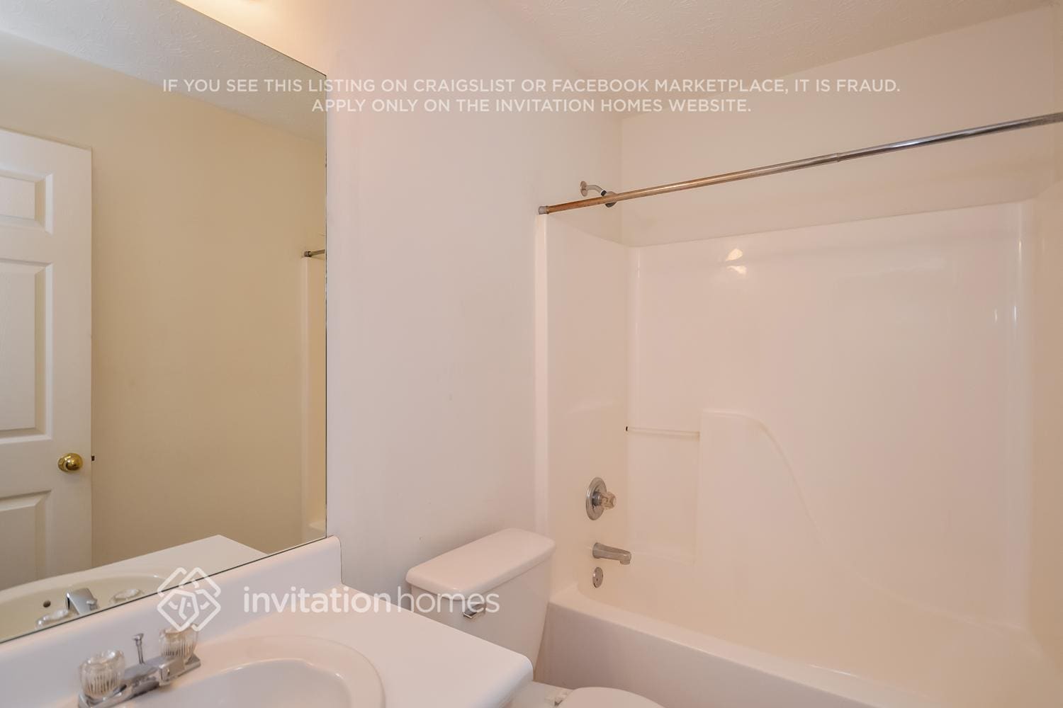 Building Photo - 2021 Bay Ct