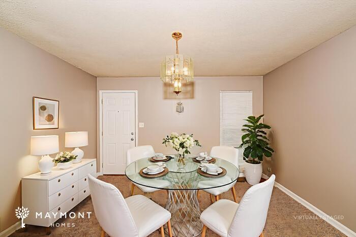 Building Photo - 1501 6th Pl NW