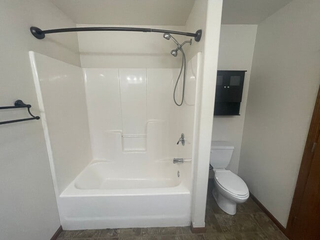 Building Photo - Live Large in This Amenity-Packed 4BR Home!