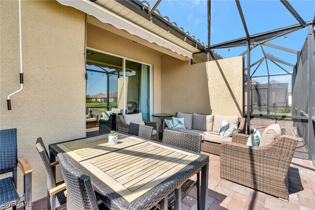 Building Photo - 2065 Tamarron Ln