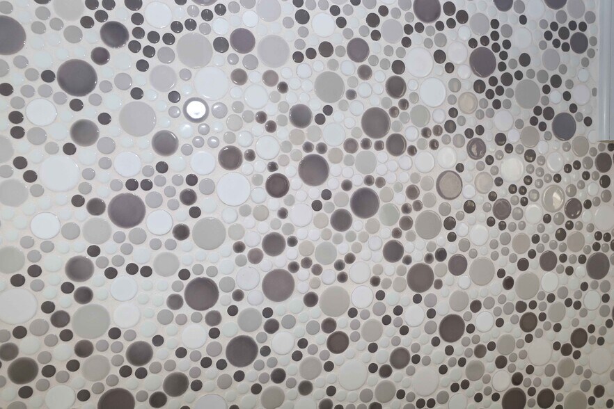 Building Photo - 1025 S Sherbourne Dr