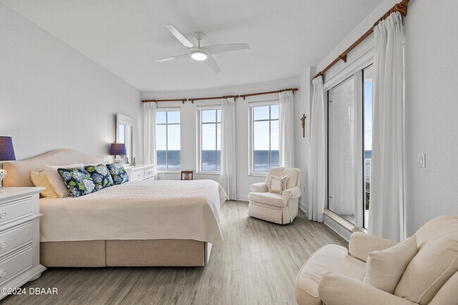Building Photo - 253 Minorca Beach Way