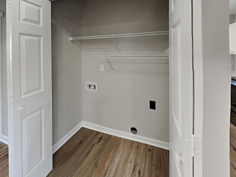 Building Photo - 3617 Abercromby Dr