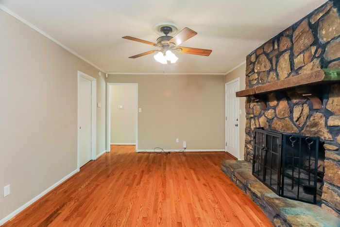 Building Photo - 818 Danton Ln