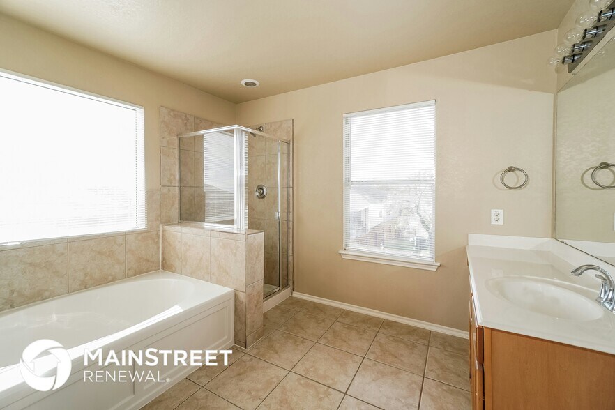 Building Photo - 3823 Copinsay Ave