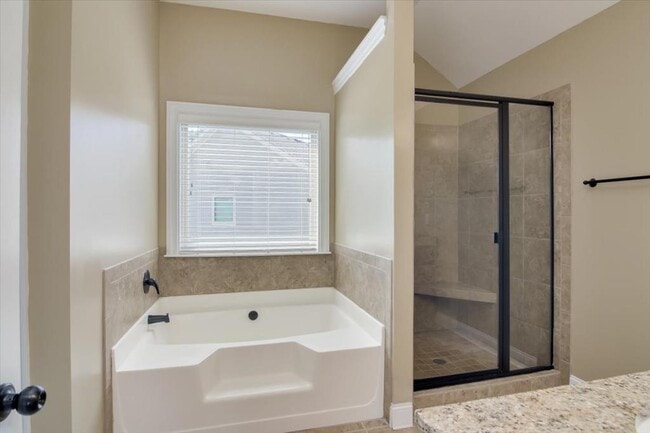 Building Photo - 5634 Sunbury Loop