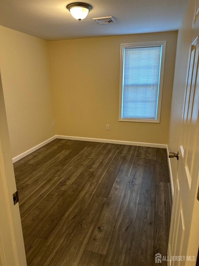 Building Photo - 9 Christopher St