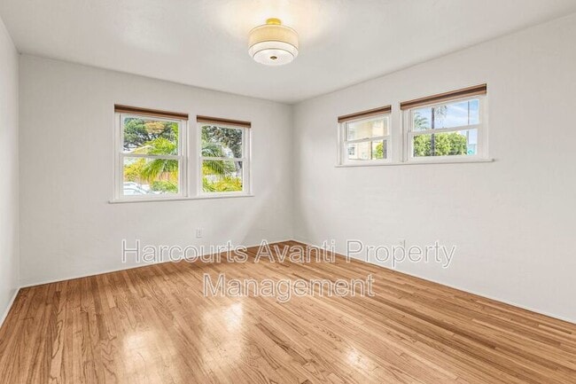 Building Photo - 911 Civic Center Dr