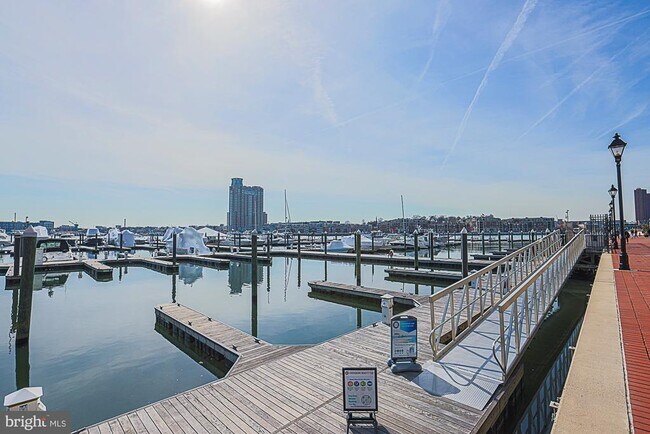 Building Photo - 675 President St