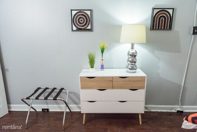 Building Photo - 4 br, 2 bath House - 2069 S Preston St