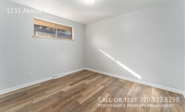 Building Photo - 1231 Akron St