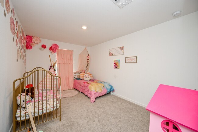 Building Photo - 21014 Vancherry Dr