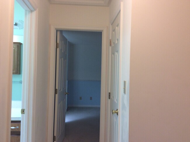 Building Photo - Vass Meadows