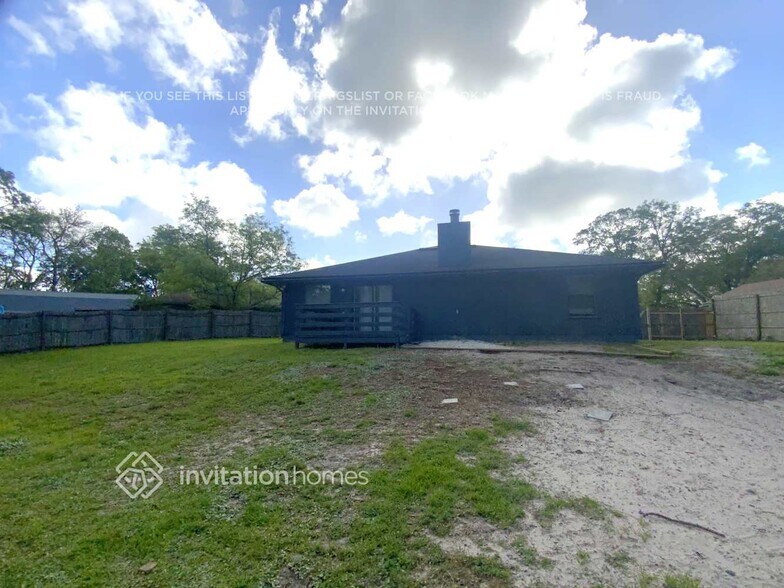 Building Photo - 8404 Boysenberry Ln W