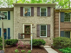 Building Photo - 1512 Chatham Colony Ct