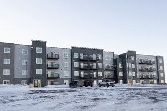 Building Photo - The Acres on Arrowhead ll