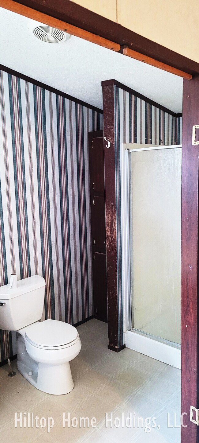 Building Photo - 69 Hilltop Rd