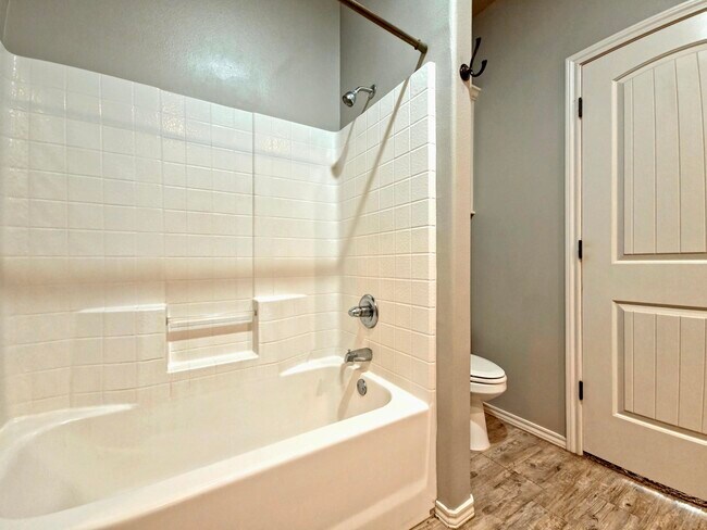 Building Photo - 1109 Preston Trails