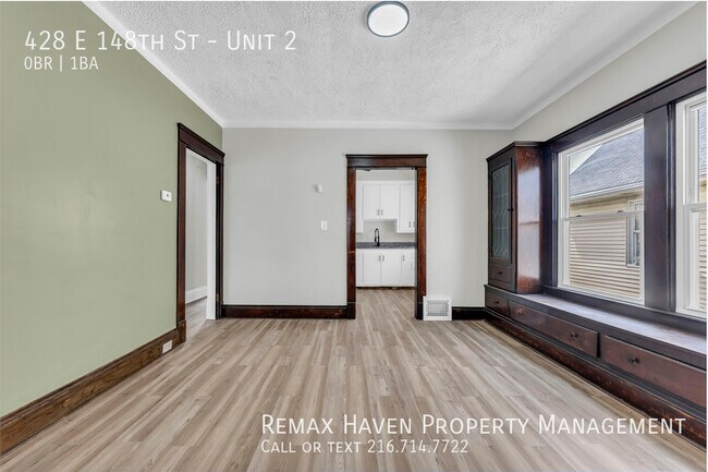 Building Photo - 428 E 148th St