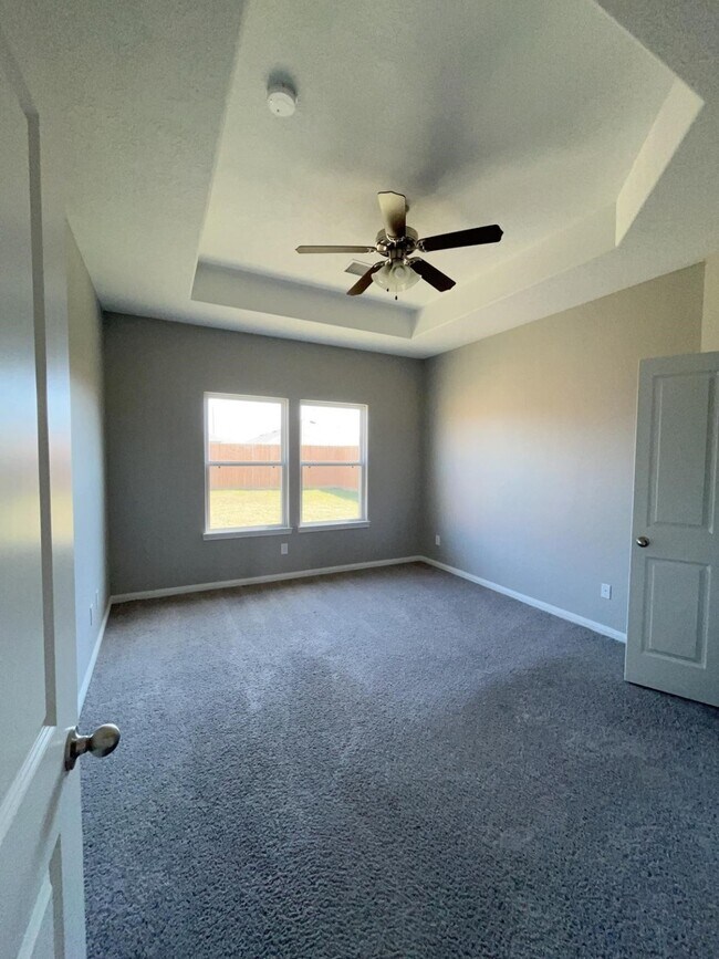 Building Photo - 51 County Rd 5102B