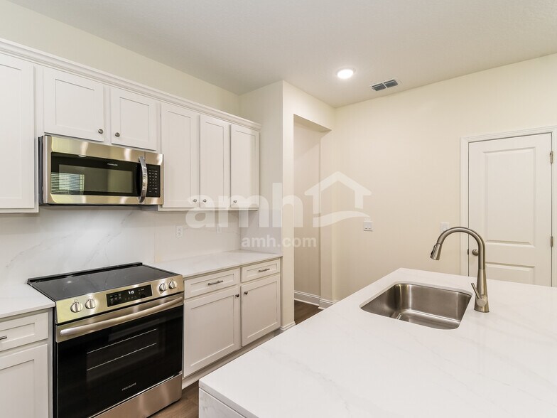 Building Photo - 96796 Blackrock Cv Wy