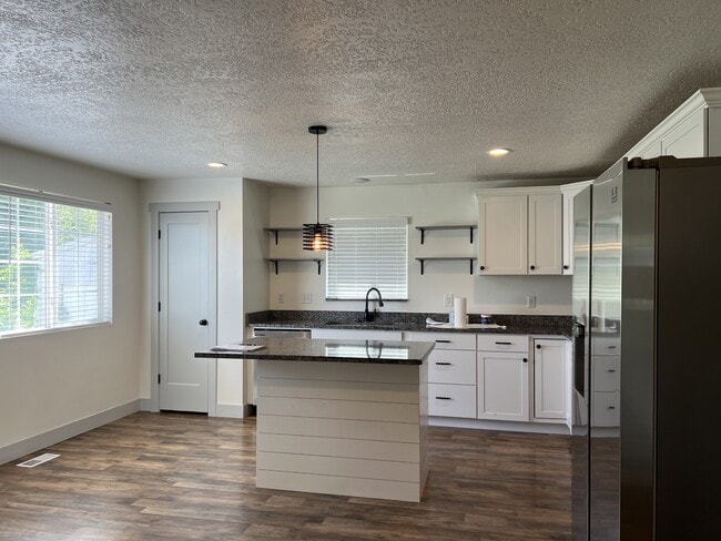 Building Photo - 2650 S 8550 W
