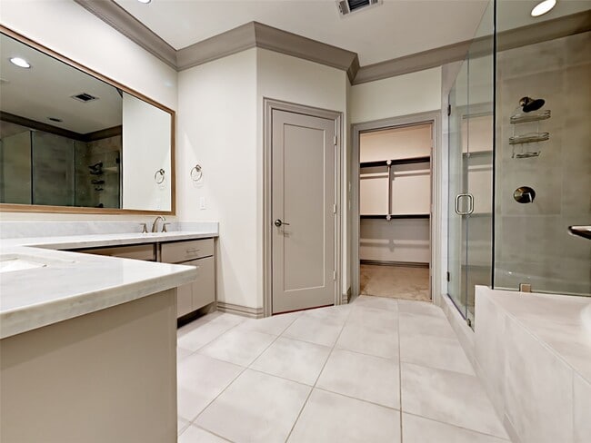 Building Photo - 13408 Preston Cliff Ct