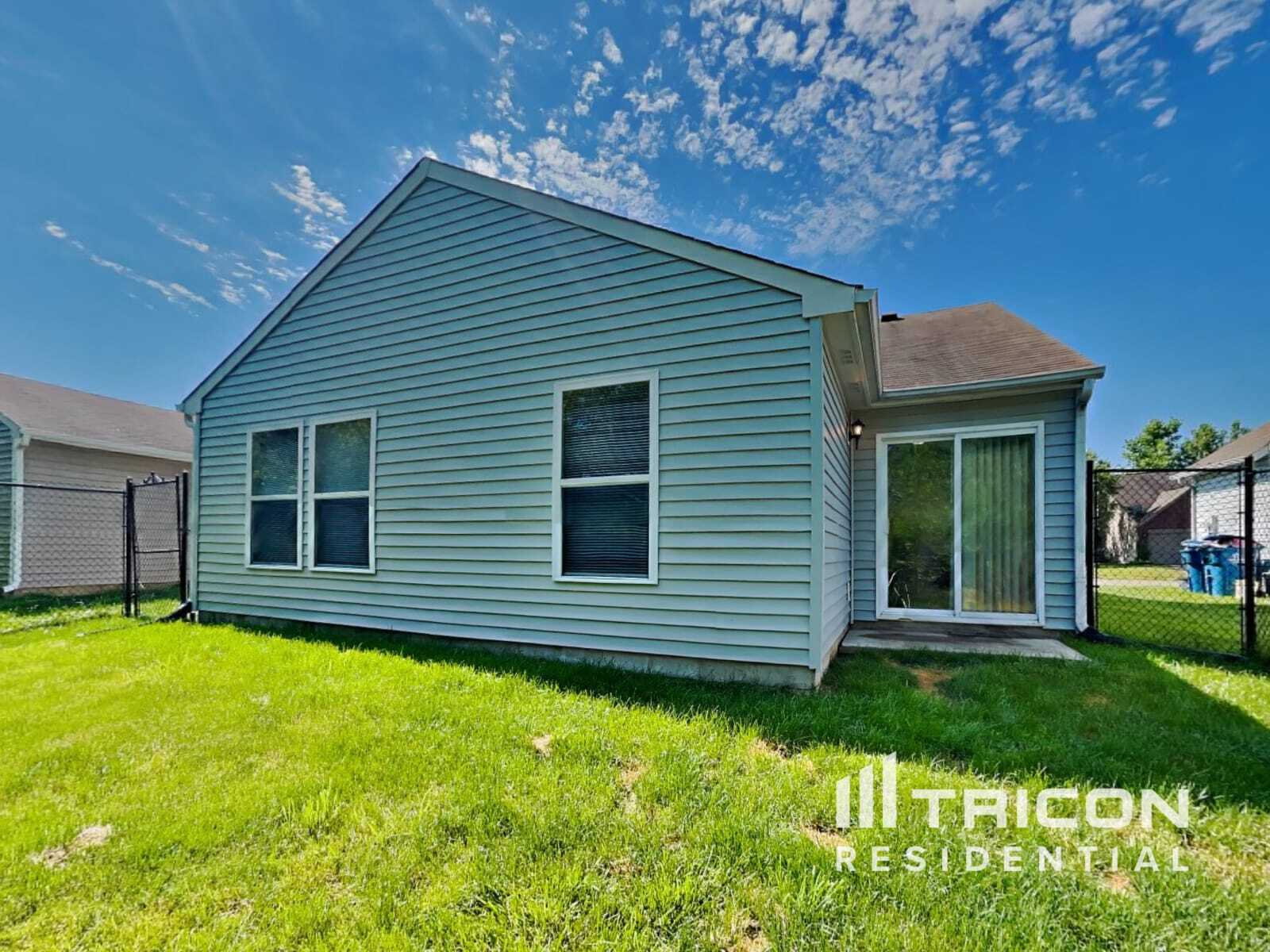 Building Photo - 8902 Hosta Way