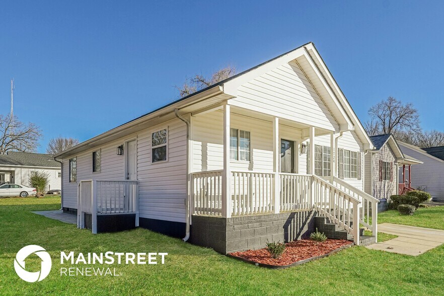 Building Photo - 1724 Hertford St