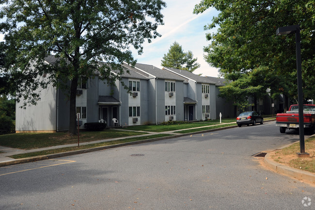 Building Photo - Westgate Apartments