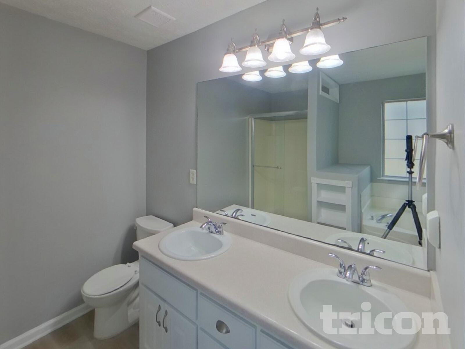 Building Photo - 210 Pebble Creek Dr