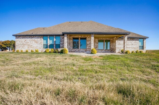 Building Photo - Amazing 5 Bed, 3 Bath New Build- Beautiful...