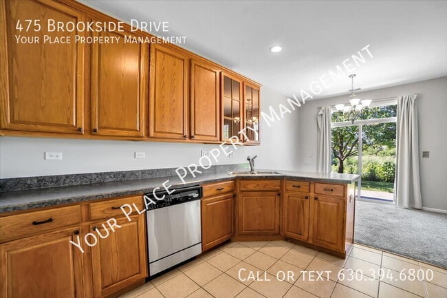 Building Photo - 475 Brookside Dr