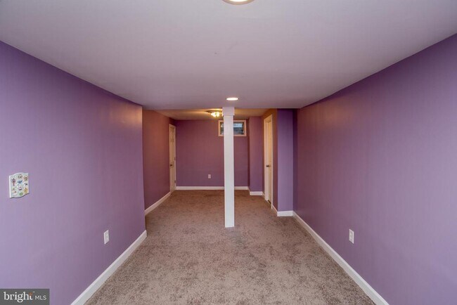 Building Photo - 1529 Margaret Ct