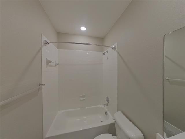 Building Photo - 1008 Faringdon Dr