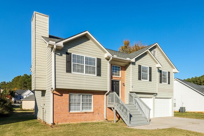 Building Photo - 12 Southview Dr