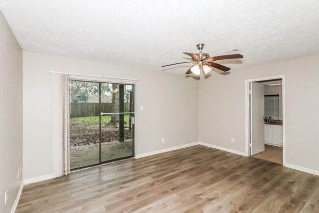 Building Photo - 1406 Mayweather Ln