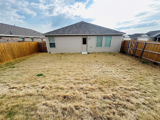 Building Photo - NWISD 4/2/2 Move-In Ready 2-1-26