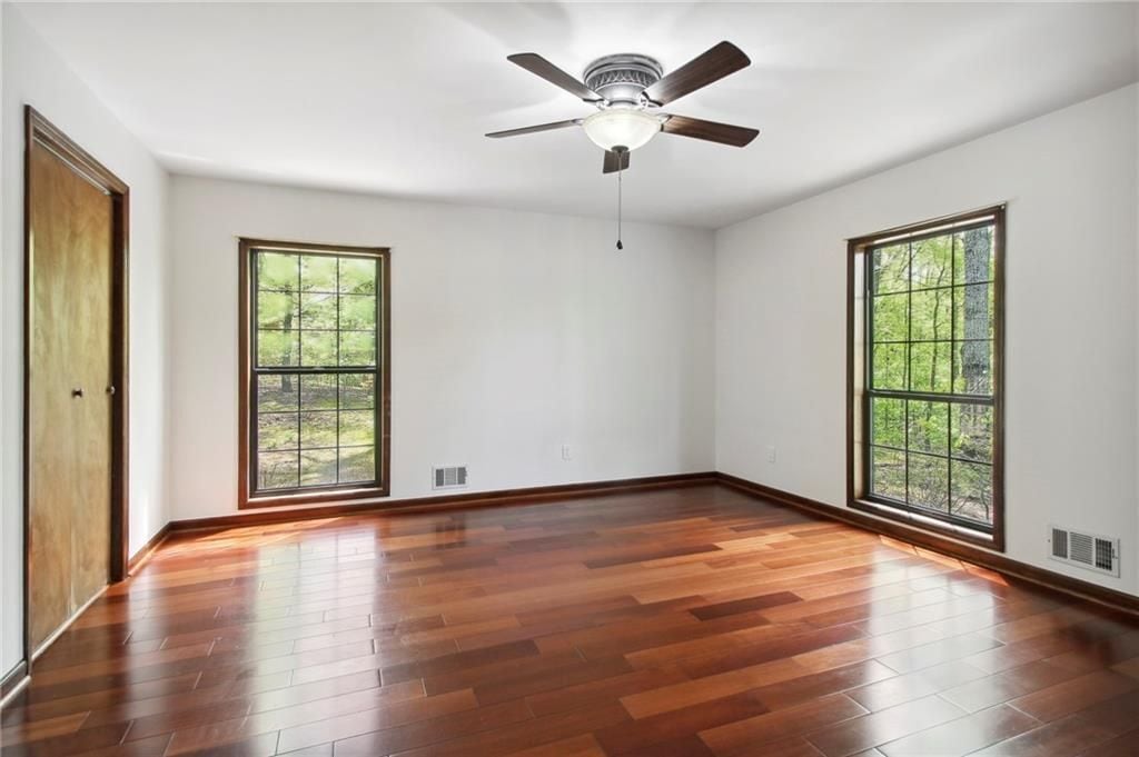 Building Photo - 4948 Keota Run NE