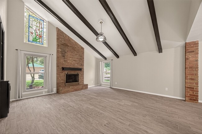 Building Photo - 7527 N Hollow Cir