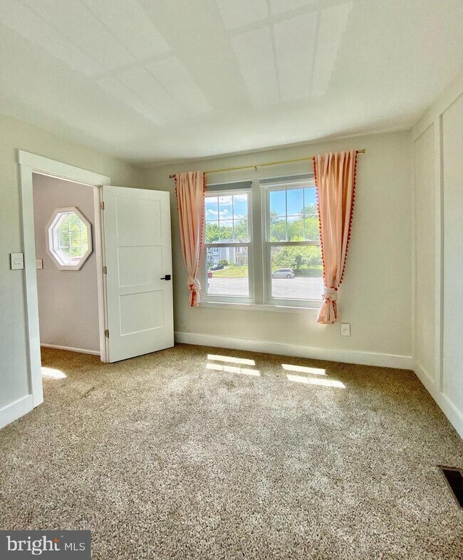 Building Photo - Discover Your Dream Home in Countryside’s Serene Cul-de-Sac